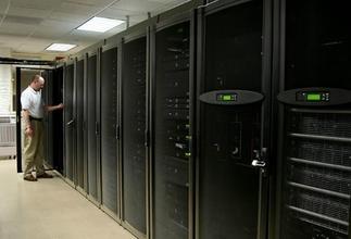 中國人來(lái)看看美國的機房究竟好在哪？好在什么地方？